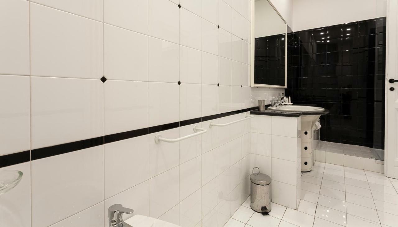 Italianway-Urbano III Apartment มิลาน ภายนอก รูปภาพ