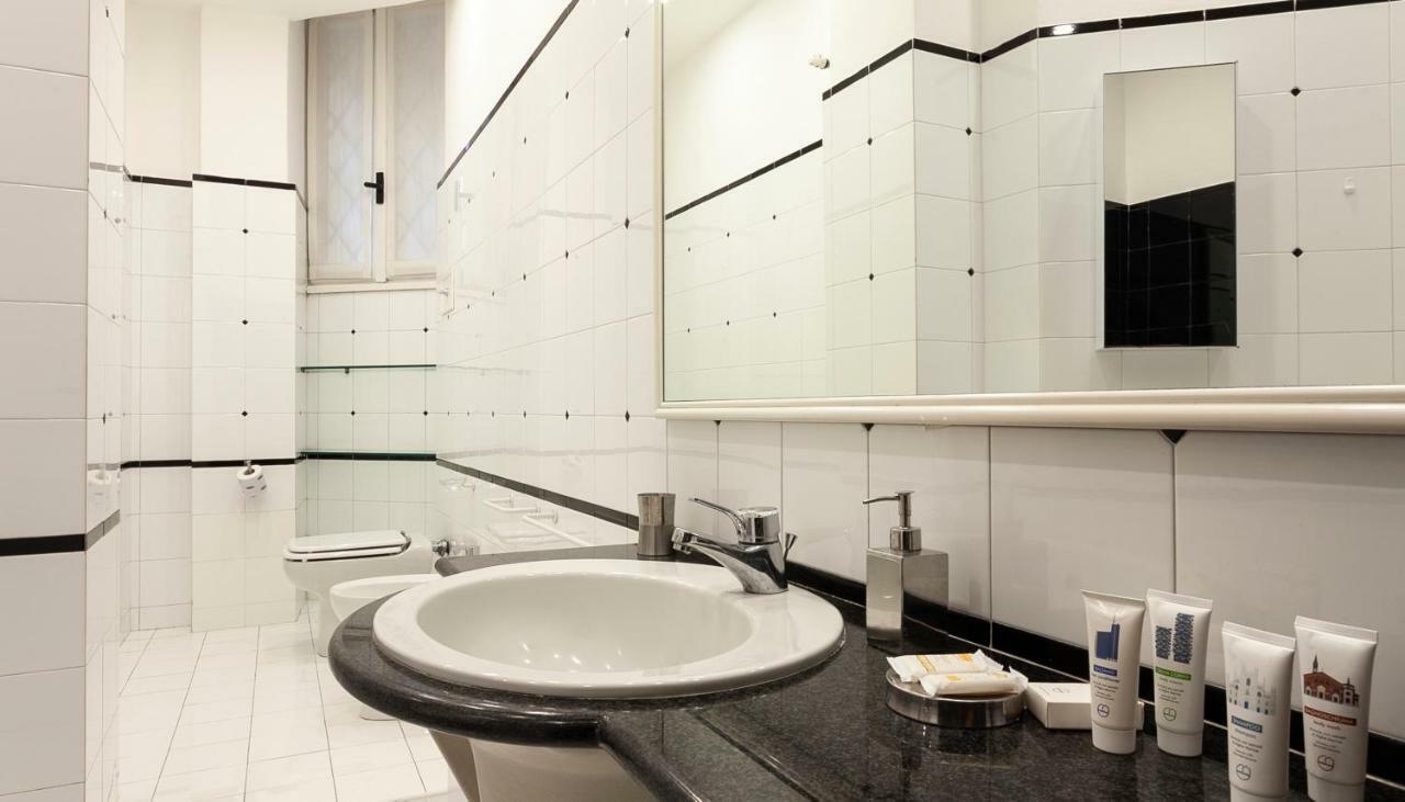 Italianway-Urbano III Apartment มิลาน ภายนอก รูปภาพ