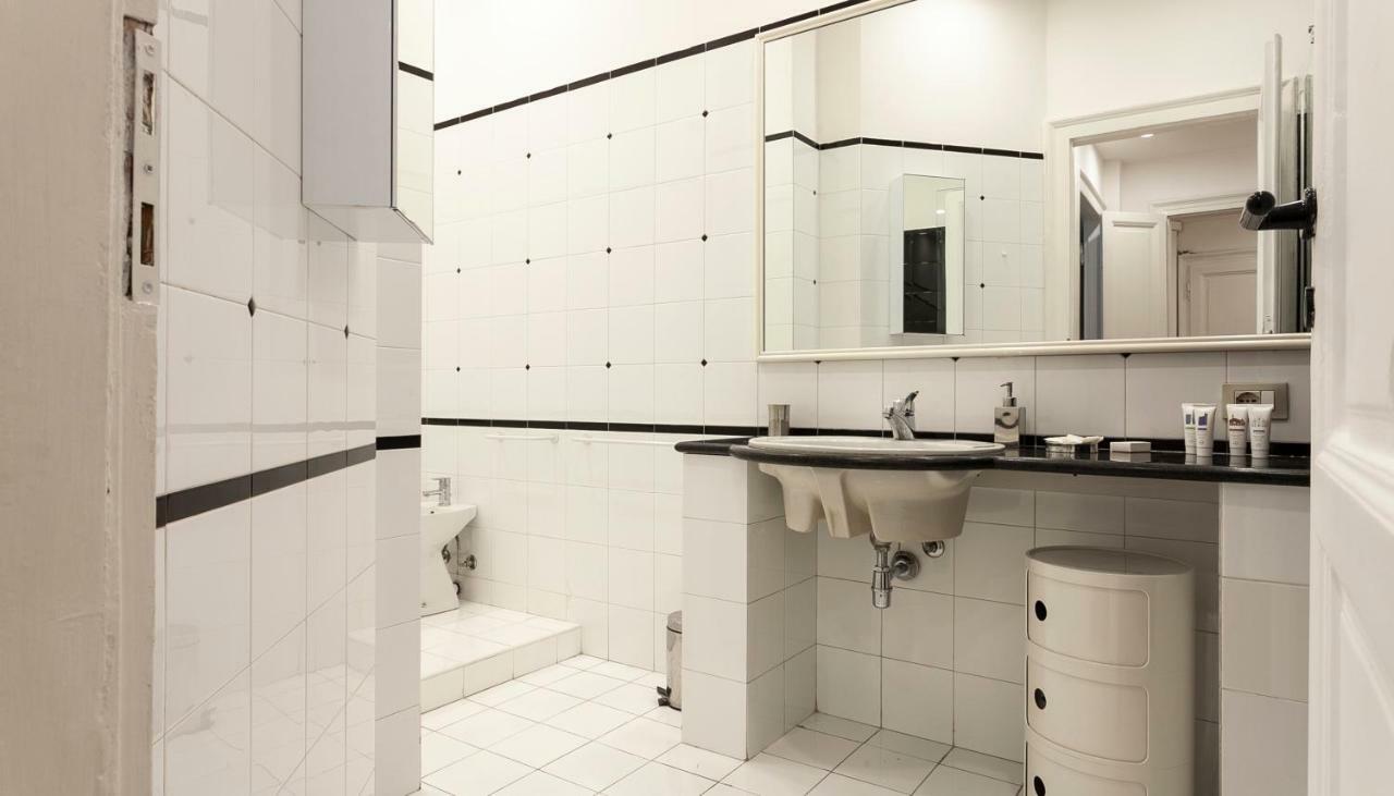 Italianway-Urbano III Apartment มิลาน ภายนอก รูปภาพ